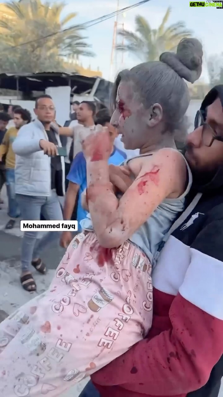 Annie Lennox - 28.4K Likes - Dear Friends,
Ask yourself.. How can anyone witness this horror without thinking there’s something appallingly wrong??? For me, violence against anyone is abhorrent. Every life is precious - Jewish, Palestinian, Sudanese, Ukrainian, Lybian, Congolese.. ALL human life.
And EVERY child should be protected against weapons, bloodshed, starvation, torture and brutality…
The events of Oct 7th were atrocious but killing thousands of Palestinians will NEVER be a solution.
This is ALL so WRONG in every way.
#ceasefirenow