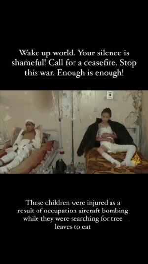 Annie Lennox Instagram - STOP KIILLING AND WOUNDING THE INNOCENT CHILDREN OF GAZA!
And ( of course) 
FREE THE HOSTAGES! 
I have stated continuously that I’m coming from a humanitarian perspective. 
I unequivocally condemn the horrendous events of Oct 7th. That does NOT mean I’m a mouthpiece for one side or the other. 
I speak for Human Rights, Peace, non - violence. 
CALL for ALL the war crimes and atrocities to stop immediately.
#ceasefire #stopthegenocide