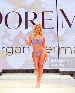 Anthia Mo Instagram - Wow. I feel like I’m living a dream; this day was so unreal I keep playing it back in my head. I’m so happy to be breaking down barriers, paving the road for short girls out there. Anything is possible through consistency & ambition 🥹 I really walked for @adoreme during NYFW!! ahhh! My second year walking for NYFW🥹 Thank u @travisskyver @celiaevansreal @indiajazell @planetfashiontv @adoreme for believing in me 🙏🏽 It was the highlight of my life. “It’s amazing what we can do if we simply refuse to give up”