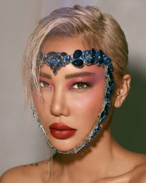 Anthia Mo Instagram - I’m in @glamourmag @glamourbulgaria!! 😍

PR: @la.mediagroup 
Photographer: @noahnash 
Masks: @lorysunartistry 
Makeup: @akiko.artistry 
Hair Stylist: @seanchristopherfears 
Hair Color: @guy_tang