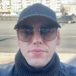 Anton Shastun Instagram - Приехал узнать как статус поменять