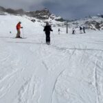 Antonella Clerici Instagram – Sciare mi ha sempre dato un senso di liberta’❄️ Superfluo dire che amo il freddo e la montagna #cervinia #mountain #valledaosta riprese @umbe_bossotto con @vittorio_garrone @iamsofiagoggia @colmarsport