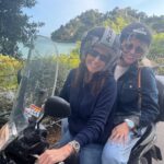 Antonella Clerici Instagram - Io & mia sorella in scooter come da ragazze😀 #mare #liguria #foreveryoung pic by @vittorio_garrone