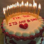 Antonella Clerici Instagram – Da oggi sono anch’io su #TikTok, seguitemi anche lì! E… buon compleanno a me 🎂✨ #happybdaytome