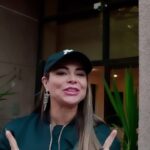 Antonella Ríos Instagram - Ayer el @doctorlisandrovergara me hizo una mastoPexia es decir un levantamiento de mamas ,recambio de prótesis y corregir cicatrices Hoy día 1 estoy feliz por lo segura que me hizo sentir el doctor y todo el equipo 🫶🏻 A nivel profesional y humano toda la confianza para todos ellos Me sentí segura y contenida y el resultado ; uf mi amor ! Precioso Ya les muestro 😎