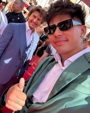 Antrax Instagram - Que increíble experiencia viví en Roma esta semana 💚🇮🇹 Pude conocer al jefe @tomcruise 🫡😎 
Que la vida no deje de sorprendernos nunca 🙌🏻
No se pierdan #MissionImpossible en los mejores Cines 🔫😏💥

Thanks x 📸: @mickel_bura