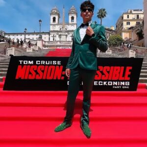 Antrax Instagram - Que increíble experiencia viví en Roma esta semana 💚🇮🇹 Pude conocer al jefe @tomcruise 🫡😎 
Que la vida no deje de sorprendernos nunca 🙌🏻
No se pierdan #MissionImpossible en los mejores Cines 🔫😏💥

Thanks x 📸: @mickel_bura