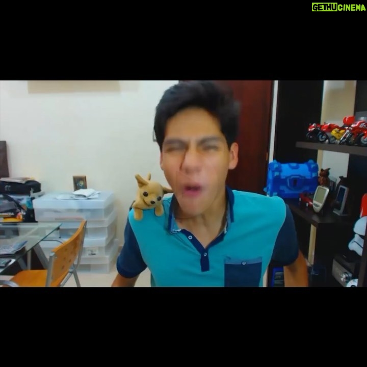 Antrax - 151.3K Likes - ¡MI NUEVO PELUCHE YA DISPONIBLE! 💚🥺🐾
Se llama “Trax” es un perrito muy cool que representa mi trayectoria en internet, fueron años de trabajo para lograr que esto fuera posible y que puedan tener una parte de mi con ustedes 💚
Este perrito es el hijo de “Perro” y “Mosqueperra” dos amigos que me acompañaron en mis primeros videos hace casi 8 años 🥺. Les dejo un video donde recopilo las veces que salieron en los videos 💚💚💚
¡YA DISPONIBLE EN MERCADOLIBRE! Link en mis historias 💚 Edición limitada y los primeros 100 están firmados por mi 💚😎
Voy a visitar algunas ciudad para que nos conozcamos con nuestros Trax 🐕💚 ¿A que ciudad quieres que vaya? 🫣