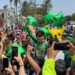 Antrax Instagram - TE AMO VERACRUZ😻🥹💚 Oficialmente falta 1 Mes para saber quién será el Rey del Carnaval 2023 🫣 Deséenme suerte👑🥹💚 Gracias por el apoyo los amo🥺😭 Mi outfit del crack: @humberto684 🫡