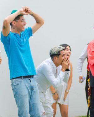 Antrax Instagram - Mi mejor amigo va a ser papá y ya sabemos que género va a ser!! 🥺🥺🥺 vayan a ver el video yaaa comenta un corazón 💖💙 si ya sabes que es 🤯🤯🤯