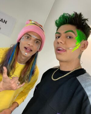 Antrax Instagram - ART ATTACK: MODO DESAFÍO ¡YA DISPONIBLE! x Disney  🥹🎨
Vayan a verlo ya!! No puedo creer que esto sea verdad 😍 ME ETIQUETAN CUANDO LO ESTÉN VIENDO!!!
