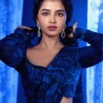 Anupama Parameswaran Instagram - An ocean is everything I want to be. 🌊 Outfit: @labelpsb x @brandwave_pr Jewellery : @anyas_2020 Styling: @sandhya_sabbavarapu Styling team: @sunandini_vijjagiri @prekshadhakad_ Makeup: @anupamaparameswaran96 Hair : @koli_sarika7313 Photography: @adrin_sequeira Managed by: @benchmarktalents