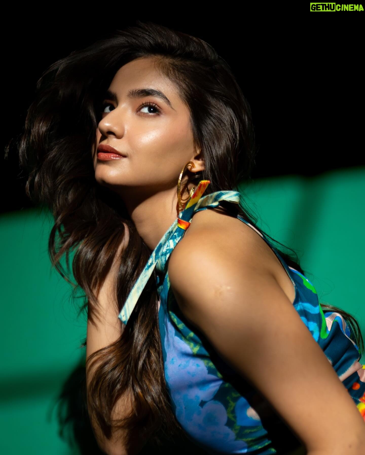 Anushka Sen Instagram - Bonitaaa ππ§ββοΈ . Hair and makeup @hairbyradhika @makeupbysalonij πΈ @miteshsphotography Styled by @stylingbyvictor @sohail__mughal___ Outfit @advait_in Heels @londonrag_in Styling team @styleby_antara @sanzimehta777 Jewellery @ananaofficial @the_antrang_jewels