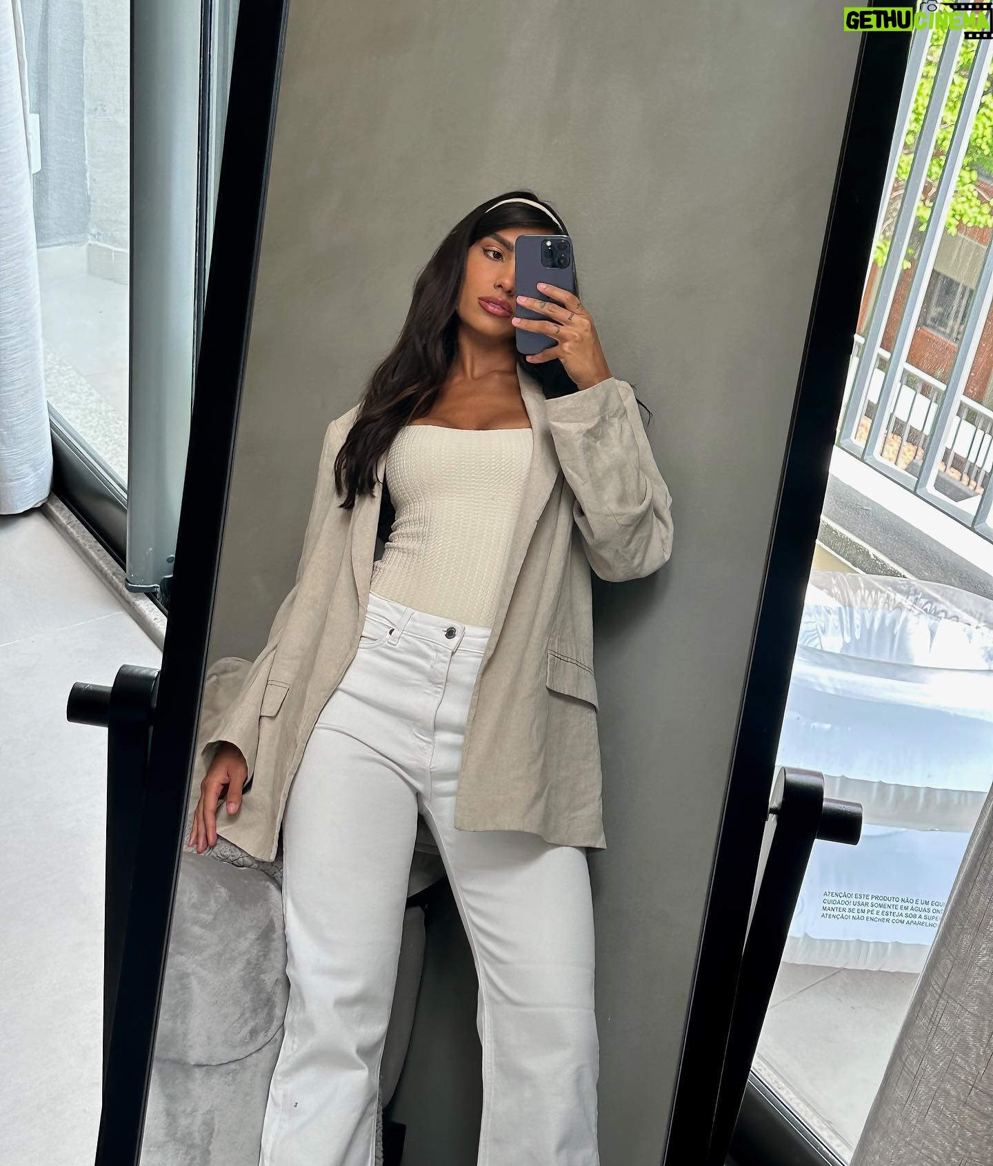 Any Borges Instagram - A faixa com o nosso Body Jalapão 😍🤍✨