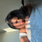 Any Borges Instagram – A luz interior é a sua essência mais pura ✨
Seu poder mais profundo 💫