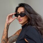 Any Borges Instagram – Fotos aleatórias de momentos do meu dia-a-dia indo trabalhar.
Amo o básico 🖤😎