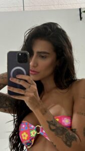 Any Borges Instagram - O conjunto perfeito existe 👙 @biquini.anybody