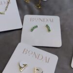 Any Borges Instagram - Estou apaixonada por esse Mix da @bondai_ Além de serem deslumbrantes, são hipoalergênicos, perfeitas para quem, como eu, tem sensibilidade. ✨E o toque final? O banho de ouro 18K que as torna ainda mais especiais! 😍✨