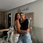 Any Borges Instagram - Só Deus e nossa família sabem o que passamos para chegar até aqui. Como você mesma disse. “Como é bom poder dividir esse sonho com você” 🤎 Te Amo!!! Coração cheio de Gratidão a Deus e a todos da família que nos ajudaram nessa jornada.