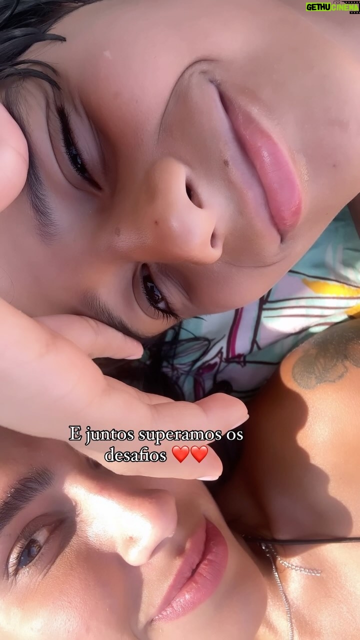 Any Borges Instagram - Claro que não é fácil. A maternidade, sim, é desafiadora, e ser mãe solo traz seus próprios desafios. Todo dia é uma batalha, mas com amor e alegria, enfrentamos cada desafio. O mais importante é que conheci o amor incondicional, personificado no meu filho. ❤️