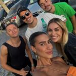 Any Borges Instagram - Março, o mês do meu aniversário, onde as celebrações duram o mês inteiro 😄😊 Chegou ao fim, deixando lembranças e os verdadeiros ao meu lado 🧡