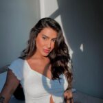 Any Borges Instagram – A luz interior é a sua essência mais pura ✨
Seu poder mais profundo 💫