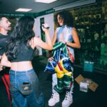 Any Gabrielly Instagram - 🇧🇷✨5 anos celebrados em uma noite✨🇧🇷 Obrigada a todos que cantaram comigo com todo o coração, que vieram nos ver nas portas dos hotéis, passaram horas fazendo presentinhos e cartinhas, que me deixaram uma mensagem de apoio tanto para o show quanto para o resto da minha carreira. Eu NUNCA vou me esquecer dessa noite e vocês são a peça principal disso tudo. Pra equipe maravilhosa que fez com que esse momento fosse perfeito: OBRIGADA. Das luzes, ao som, a segurança, a produção, aos estilistas, montagem de palco, coreógrafos e todas as outras pecinhas que fazem parte disso tudo. Terão um post de agradecimento especial assim que a tour acabar, ainda tem dois shows UHUUUU. Thank you so much Brazil!!! And Portugal…get ready, the #ForeverUnitedTour is coming your way ✨🇵🇹🤍