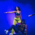 Any Gabrielly Instagram - 🇧🇷✨5 anos celebrados em uma noite✨🇧🇷 Obrigada a todos que cantaram comigo com todo o coração, que vieram nos ver nas portas dos hotéis, passaram horas fazendo presentinhos e cartinhas, que me deixaram uma mensagem de apoio tanto para o show quanto para o resto da minha carreira. Eu NUNCA vou me esquecer dessa noite e vocês são a peça principal disso tudo. Pra equipe maravilhosa que fez com que esse momento fosse perfeito: OBRIGADA. Das luzes, ao som, a segurança, a produção, aos estilistas, montagem de palco, coreógrafos e todas as outras pecinhas que fazem parte disso tudo. Terão um post de agradecimento especial assim que a tour acabar, ainda tem dois shows UHUUUU. Thank you so much Brazil!!! And Portugal…get ready, the #ForeverUnitedTour is coming your way ✨🇵🇹🤍