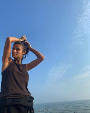 Anya Chalotra Instagram - Djuicy