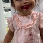 Arán de las Casas Instagram - Tenemos aficionada al maquillaje en la familia 😂😍
