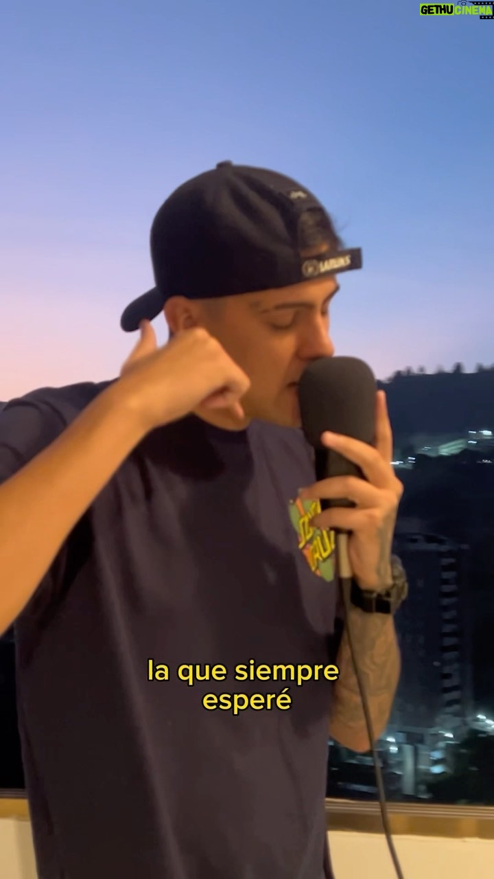 Arán de las Casas Instagram - CUANTOS LIKE PARA @gxxnzo QUE ROMPEDERAAAAAAAAAAAAAA , LES DEJO EL LINK CON LA PISTA EN MIS HISTORIAS 👀🫶🏼✨ Únete a #MiFavoritaMania que trae unos PREMIOS 🏆increíbles para los videos más creativos 🥇1er Lugar: 2 pasajes para Madrid (Ccs-Madrid / Madrid-Ccs ) con @aerolineasestelar 🛫 🥈2do Lugar: 1 IPHONE 15 128gb con @soytechno_ve 📱 🥉3er Lugar: Un día con tus 20 personas favoritas en @metroparkve 🎡 Solo debes seguir 2 PASOS: ⬇️⬇️ 1- Lúcete con tu video más creativo usando el audio oficial ```Mi Favorita 🫶🏻```AranOne ft Blackie&Lois ( trend oficial, coreografía , cover, MakeUp, Actuación, Arte, etc) 2- SEGUIR @aerolineasestelar @soytechno_ve @metroparkve @aranone @lois @blackie ¡Listo ya estás participando! 🎉 - IMPORTANTE debe ser contenido exclusivo creado para MiFavorita 🫶🏻 y colocar el HT #MiFavoritaMania - Postearemos en nuestro feed los mejores y más creativos y el público decidirá con sus votos dándole Like ❤️ a Su Favorit@🫶🏻✨( Así que activa a toda tu comunidad para que te apoyen) Los ganadores serán elegidos el domingo 10 de Marzo a las 6:00PM ⏰ No pierdas tiempo, participa ya y que comience #MiFavoritaMania 🫶🏻✨
