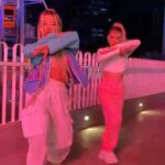 Arán de las Casas Instagram - CUANTOS LIKE PARA ELLAS ?🫶🏼✨ #MIFAVORITAMANIA USTEDES DECIDEN✨🫶🏼. Únete a #MiFavoritaMania que trae unos PREMIOS 🏆increíbles para los videos más creativos 🥇1er Lugar: 2 pasajes para Madrid (Ccs-Madrid / Madrid-Ccs ) con @aerolineasestelar 🛫 🥈2do Lugar: 1 IPHONE 15 128gb con @soytechno_ve 📱 🥉3er Lugar: Un día con tus 20 personas favoritas en @metroparkve 🎡 Solo debes seguir 2 PASOS: ⬇️⬇️ 1- Lúcete con tu video más creativo usando el audio oficial ```Mi Favorita 🫶🏻```AranOne ft Blackie&Lois ( trend oficial, coreografía , cover, MakeUp, Actuación, Arte, etc) 2- SEGUIR @aerolineasestelar @soytechno_ve @metroparkve @aranone @lois @blackie ¡Listo ya estás participando! 🎉 - IMPORTANTE debe ser contenido exclusivo creado para MiFavorita 🫶🏻 y colocar el HT #MiFavoritaMania - ⁠Postearemos en nuestro feed los mejores y más creativos y el público decidirá con sus votos dándole Like ❤️ a Su Favorit@🫶🏻✨( Así que activa a toda tu comunidad para que te apoyen) Los ganadores serán elegidos el domingo 10 de Marzo a las 6:00PM ⏰ No pierdas tiempo, participa ya y que comience #MiFavoritaMania 🫶🏻