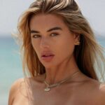 Arabella Chi Instagram - Happy Easter 🐣🤍💫