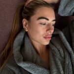 Arabella Chi Instagram - Days like these 🤍