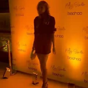 Arabella Chi Instagram - A night to remember 🤍

So proud of you girl @mollysmith19 X @boohoo ✨
