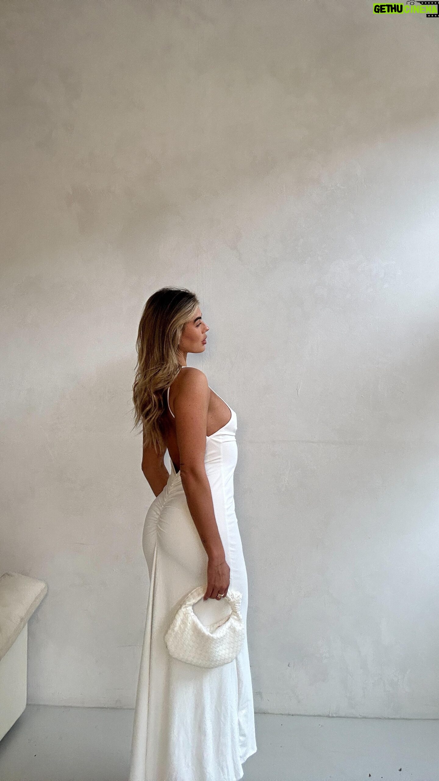 Arabella Chi Instagram - Shein weddding season is here , obsessed with these dress options perfect for honeymoon holidays š«¶š¼ say I do š¤ Make sure you use my code for 15% off my coupon code is: SWSArabella @sheinofficial @shein_gb #SayIDoinSHEIN #SHEINforAll #loveshein #ad