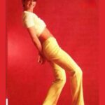 Araceli González Instagram – Amarillo! Siempre fue un color tendencia! Lo amo! De hecho es furor! Y además no es loco estar vestida así! Porque en mi panza sin saberlo llevaba a mi sol! @tomaskirzner 😂😂😂😂.