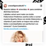 Araceli González Instagram – Ya estamos en #threads junto a @araceliweb para ver típs y cómo usar cada uno de nuestros productos! @g.aracosmetics by @araceligonzalez67 

Combinar nuestros labiales ! Puede llagar hacer una experiencia peligrosa! Jajajajjaaj! 👄 
Labial velvet semi mate con ácido Hialuronico   Sparkly Gloss con ácido Hialuronico y vitamina E!
Explosión de colores y brillos!
