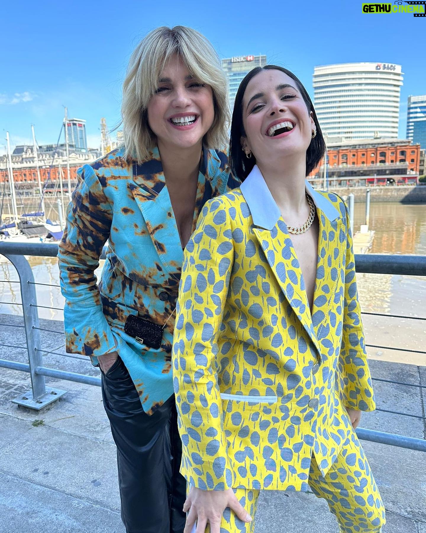 Araceli González - 37.3K Likes - De esto va! X La vida! Compartir! Solidaridad! Atentas! Pasión!
@jazminchebar @ftorrente @mabbyautinomakeup @javierluna.ok @faenabsas @xlavida.ar @g.aracosmetics @araceliweb @heliciabsas