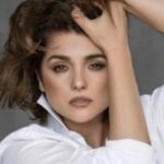 Araceli González Instagram - Y un día comenzó todo! Empecé con la inocencia y los sueños por cumplir! Habiendo decretado para mi vida que quería! Fue arrollador todo lo que sucedió! El proceso fue maravilloso e increíble dándome la sensación de libertad que necesitamos para crecer y abordarnos! Te preguntarás fue con un corte de pelo? Así es! Más allá de la entrega infinita un corte marco el antes y después . Era la chica de… la chica de …. Hasta que fue mi nombre apellido y una hija de 2 años. Todos los recuerdos almacenados y cada día personas recuerdan quién soy! Gracias por enviarme estas fotos y gracias por tanto amor! ❤️