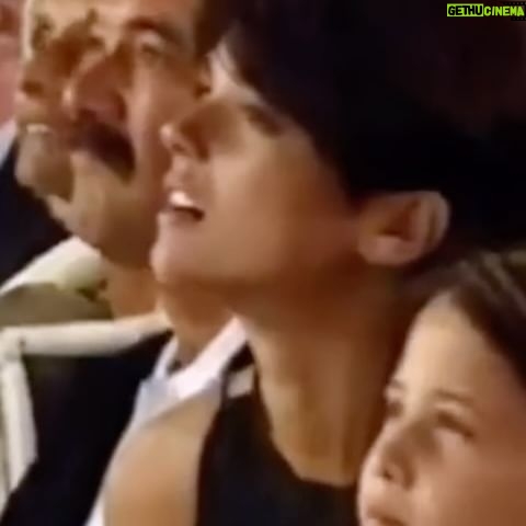 Araceli González - 14.7K Likes - Esto es un hallazgo! De verdad !!! cuando me envían material que no se ni donde encuentran , me muero de amor! Con mi persona favorita ❤️. Tota! Siempre así pegaditas jajajajajaj! Nuestras caras geniales! Te amo hija! 🧒 @ftorrente
@nati_locaxaraceli gracias !
Punta del este hace años 🤩