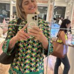Araceli González Instagram – Todo final, movimiento y cambio hace que nos encontremos en distintos estados . Oleajes fuertes! Abrazos cálidos . Seguimos caminando transformando adversidad, tristeza en buen abono para la vida.  Mirate, sentite! Se vos en tu mejor versión ❤️.