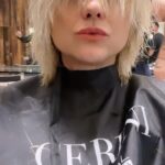 Araceli González Instagram - Paso por paso! @cerininet @ceriniclaudio @juanu_ja (color) #style #rubiosperfectos #hair #araceli #araceligonzalez #cerini #cerinialcorta