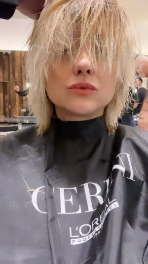 Araceli González Instagram - Paso por paso! 
@cerininet 
@ceriniclaudio 
@juanu_ja (color)

#style #rubiosperfectos #hair #araceli #araceligonzalez #cerini #cerinialcorta