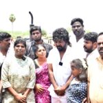 Aranthangi Nisha Instagram - என் சொந்த மண்ணான அறந்தாங்கியில் அமைந்துள்ள கல்லனேந்தல் மற்றும் அதன் சுற்றியுள்ள பகுதியில் ஐந்து ஊர் பொது மக்களுக்கும் பயன்படுத்தும் விதமாக விவசாயிகளின் நம்பிக்கையாக கருதப்படும் டிராக்டர்(tractor)- யை எனது ஏற்பாட்டில், அன்பு அண்ணன் திரு. ராகவா லாரன்ஸ் அவர்கள் சிறப்பு விருந்தினராக கலந்தகொள்ள மக்களின் பயன்பாட்டிற்கு வழங்கினோம்.! மேலும் எங்களுக்கு அன்பும் ஆதரவும் தந்த கல்லனேந்தல், அறந்தாங்கி பகுதி மக்களுக்கும் என்னோடு உடன் நின்ற என் உயிர் நன்பர்கள்களுக்கும் எனது நன்றிகளை தெரிவித்துக் கொள்கிறேன்.! எங்களுடைய பணி தொடர்ந்து நடைபெற வாழ்த்து கூறிய அத்தனை பேருக்கும் நன்றி, எளிமையோடு பழகி என்னை தங்கையாகவே பாவித்த அண்ணன் லாரன்ஸ் அவர்களுக்கு நன்றி....