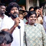 Aranthangi Nisha Instagram - என் சொந்த மண்ணான அறந்தாங்கியில் அமைந்துள்ள கல்லனேந்தல் மற்றும் அதன் சுற்றியுள்ள பகுதியில் ஐந்து ஊர் பொது மக்களுக்கும் பயன்படுத்தும் விதமாக விவசாயிகளின் நம்பிக்கையாக கருதப்படும் டிராக்டர்(tractor)- யை எனது ஏற்பாட்டில், அன்பு அண்ணன் திரு. ராகவா லாரன்ஸ் அவர்கள் சிறப்பு விருந்தினராக கலந்தகொள்ள மக்களின் பயன்பாட்டிற்கு வழங்கினோம்.! மேலும் எங்களுக்கு அன்பும் ஆதரவும் தந்த கல்லனேந்தல், அறந்தாங்கி பகுதி மக்களுக்கும் என்னோடு உடன் நின்ற என் உயிர் நன்பர்கள்களுக்கும் எனது நன்றிகளை தெரிவித்துக் கொள்கிறேன்.! எங்களுடைய பணி தொடர்ந்து நடைபெற வாழ்த்து கூறிய அத்தனை பேருக்கும் நன்றி, எளிமையோடு பழகி என்னை தங்கையாகவே பாவித்த அண்ணன் லாரன்ஸ் அவர்களுக்கு நன்றி....
