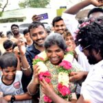 Aranthangi Nisha Instagram - என் சொந்த மண்ணான அறந்தாங்கியில் அமைந்துள்ள கல்லனேந்தல் மற்றும் அதன் சுற்றியுள்ள பகுதியில் ஐந்து ஊர் பொது மக்களுக்கும் பயன்படுத்தும் விதமாக விவசாயிகளின் நம்பிக்கையாக கருதப்படும் டிராக்டர்(tractor)- யை எனது ஏற்பாட்டில், அன்பு அண்ணன் திரு. ராகவா லாரன்ஸ் அவர்கள் சிறப்பு விருந்தினராக கலந்தகொள்ள மக்களின் பயன்பாட்டிற்கு வழங்கினோம்.! மேலும் எங்களுக்கு அன்பும் ஆதரவும் தந்த கல்லனேந்தல், அறந்தாங்கி பகுதி மக்களுக்கும் என்னோடு உடன் நின்ற என் உயிர் நன்பர்கள்களுக்கும் எனது நன்றிகளை தெரிவித்துக் கொள்கிறேன்.! எங்களுடைய பணி தொடர்ந்து நடைபெற வாழ்த்து கூறிய அத்தனை பேருக்கும் நன்றி, எளிமையோடு பழகி என்னை தங்கையாகவே பாவித்த அண்ணன் லாரன்ஸ் அவர்களுக்கு நன்றி....