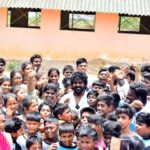 Aranthangi Nisha Instagram - என் சொந்த மண்ணான அறந்தாங்கியில் அமைந்துள்ள கல்லனேந்தல் மற்றும் அதன் சுற்றியுள்ள பகுதியில் ஐந்து ஊர் பொது மக்களுக்கும் பயன்படுத்தும் விதமாக விவசாயிகளின் நம்பிக்கையாக கருதப்படும் டிராக்டர்(tractor)- யை எனது ஏற்பாட்டில், அன்பு அண்ணன் திரு. ராகவா லாரன்ஸ் அவர்கள் சிறப்பு விருந்தினராக கலந்தகொள்ள மக்களின் பயன்பாட்டிற்கு வழங்கினோம்.! மேலும் எங்களுக்கு அன்பும் ஆதரவும் தந்த கல்லனேந்தல், அறந்தாங்கி பகுதி மக்களுக்கும் என்னோடு உடன் நின்ற என் உயிர் நன்பர்கள்களுக்கும் எனது நன்றிகளை தெரிவித்துக் கொள்கிறேன்.! எங்களுடைய பணி தொடர்ந்து நடைபெற வாழ்த்து கூறிய அத்தனை பேருக்கும் நன்றி, எளிமையோடு பழகி என்னை தங்கையாகவே பாவித்த அண்ணன் லாரன்ஸ் அவர்களுக்கு நன்றி....