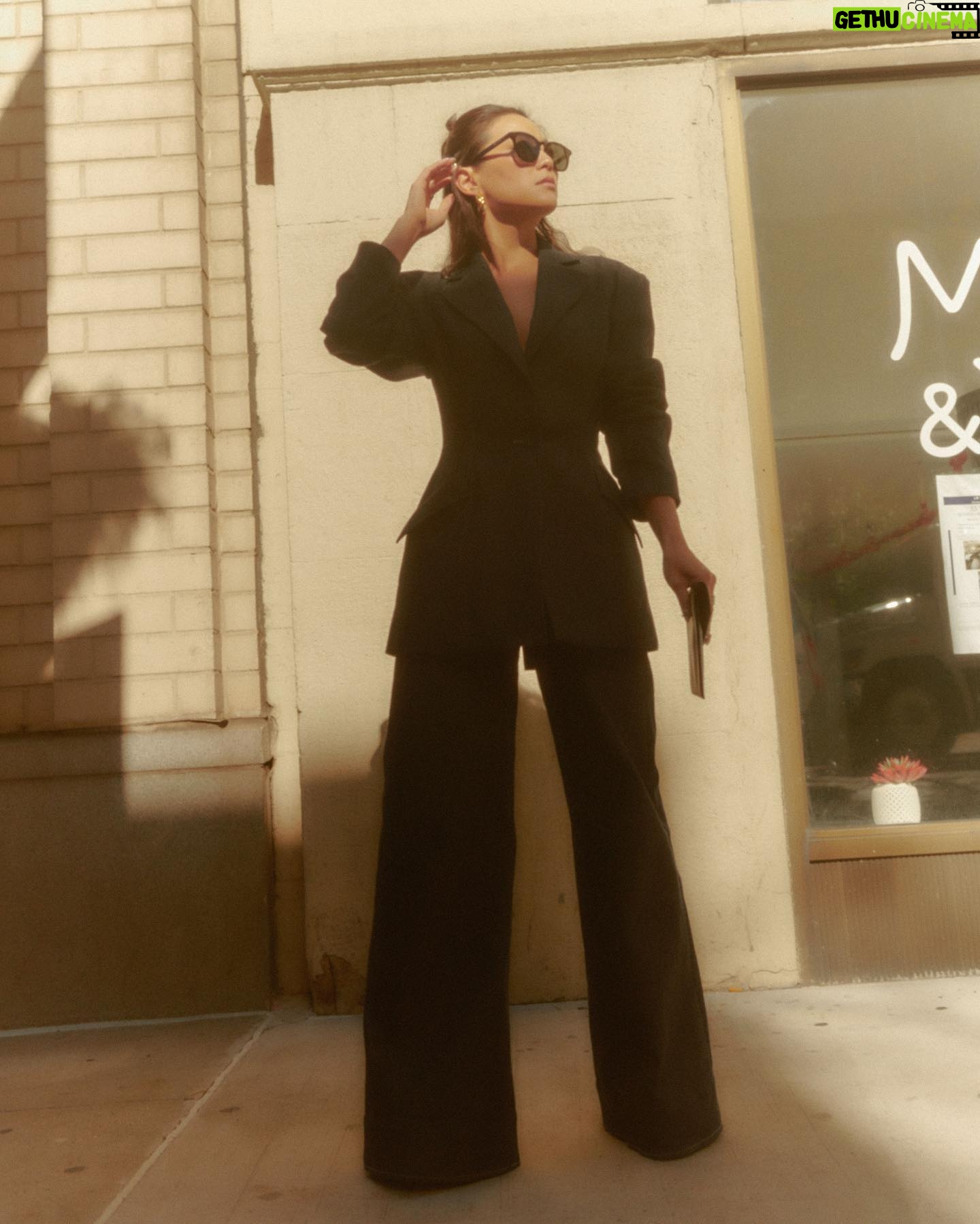 Arden Cho Instagram - Good day NY 🍎 right after the Today Show, thanks for the snaps @nelshuang