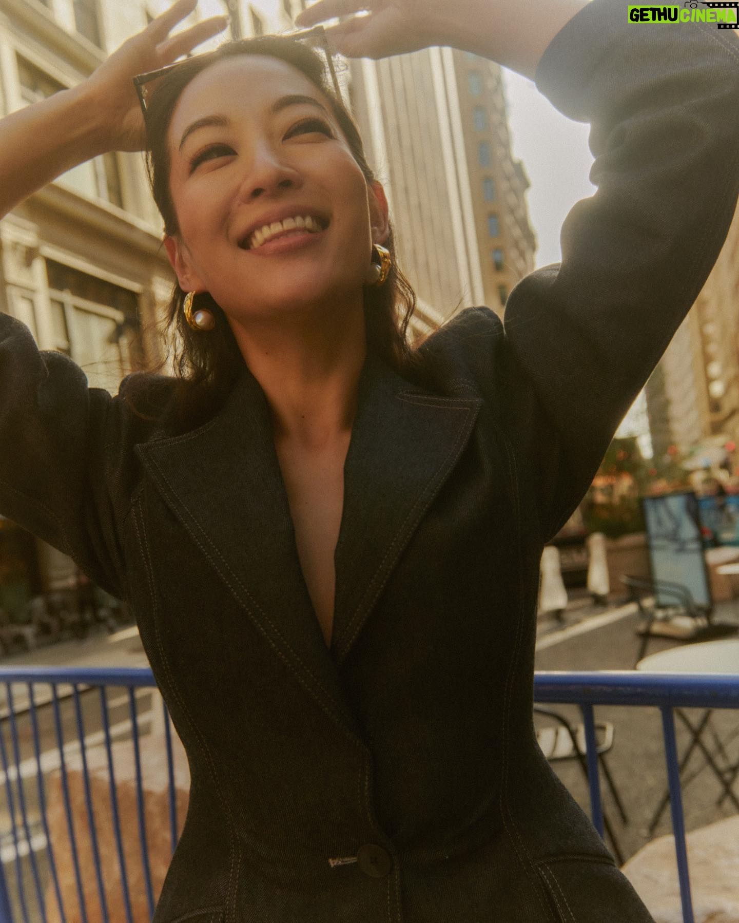 Arden Cho Instagram - Good day NY 🍎 right after the Today Show, thanks for the snaps @nelshuang